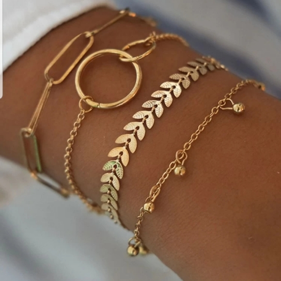 *Peaches* Gold Bracelet Set - Picture 5 of 5